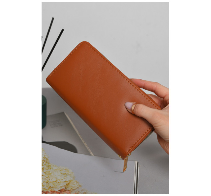 Кошелек женский из экокожи коричневого цвета