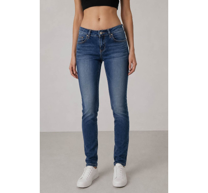 Джинси жіночі однотонні Slim fit, колір синій, 244RA601