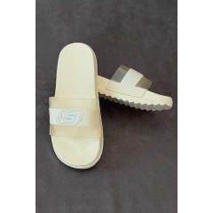 Шльопанці жіночі з аплікацією, колір світло-бежевий, 243R5030-2