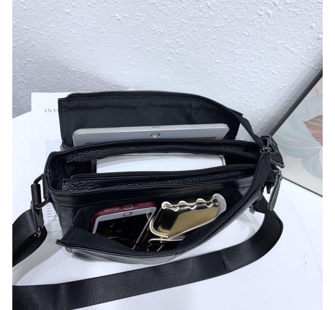 Мужская кожаная сумка-мессенджер, барсетка на одно плече 22x26x6 Tiding Bag 75-5271 черная