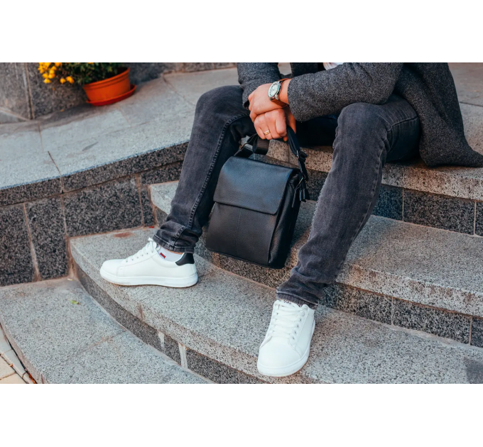 Мужская кожаная сумка-мессенджер, барсетка на одно плече 22x26x6 Tiding Bag 75-5271 черная