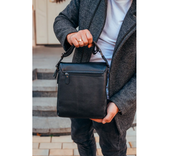 Мужская кожаная сумка-мессенджер, барсетка на одно плече 22x26x6 Tiding Bag 75-5271 черная
