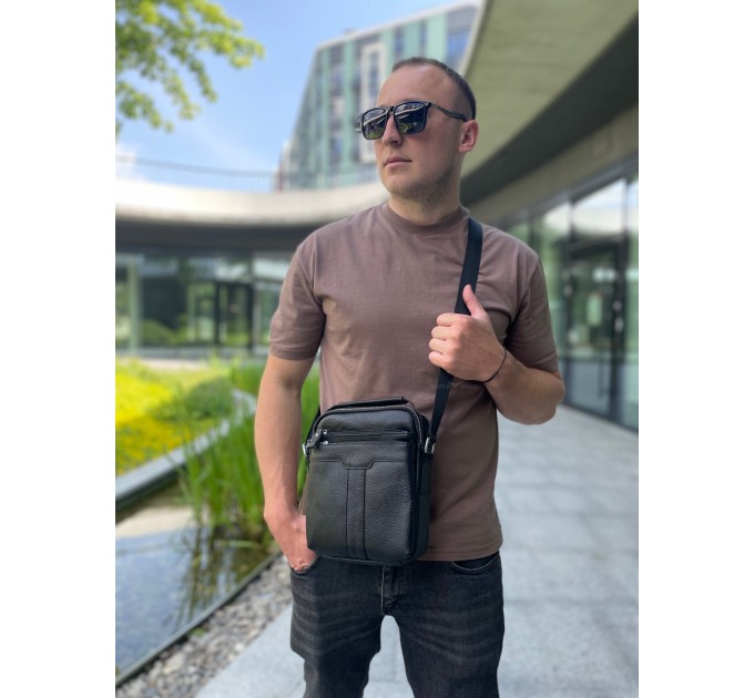 Шкіряна чоловіча сумка-барсетка 21х25х6, месенджер з ручкою Tiding Bag 73957 чорна