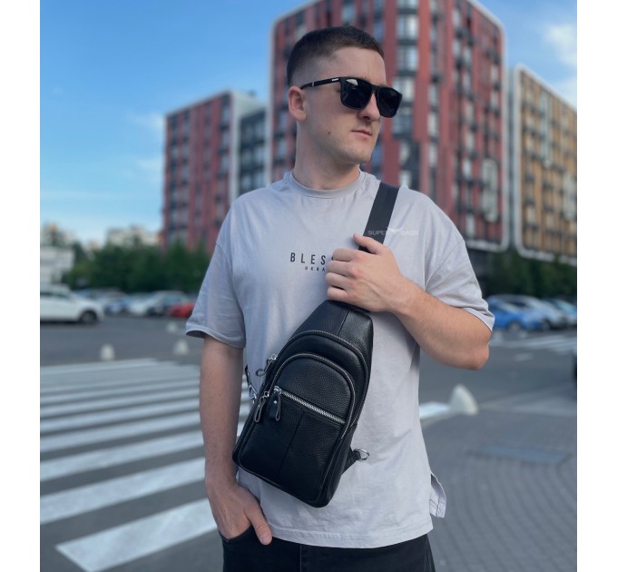 Чоловіча сумка-слінг шкіряна 18х32х7, крос боді для прогулянок Tiding Bag A25F-5060A чорна