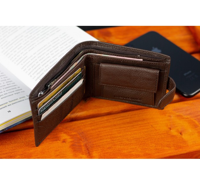 Кожаное мужское портмоне на кнопке ST Leather ST104 Коричневое