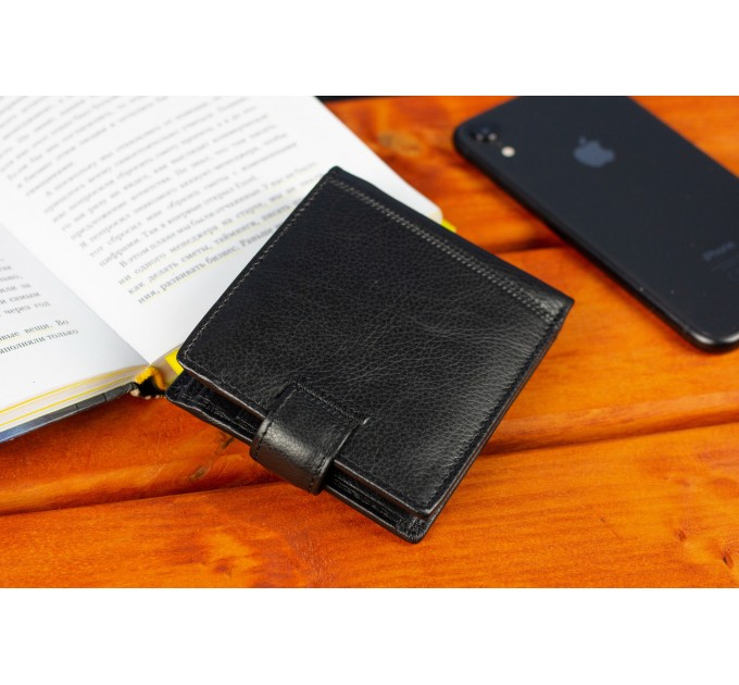 Кожаное мужское портмоне на кнопке ST Leather ST104 Черный