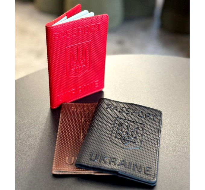 Стильні шкіряні обкладинки для паспорту